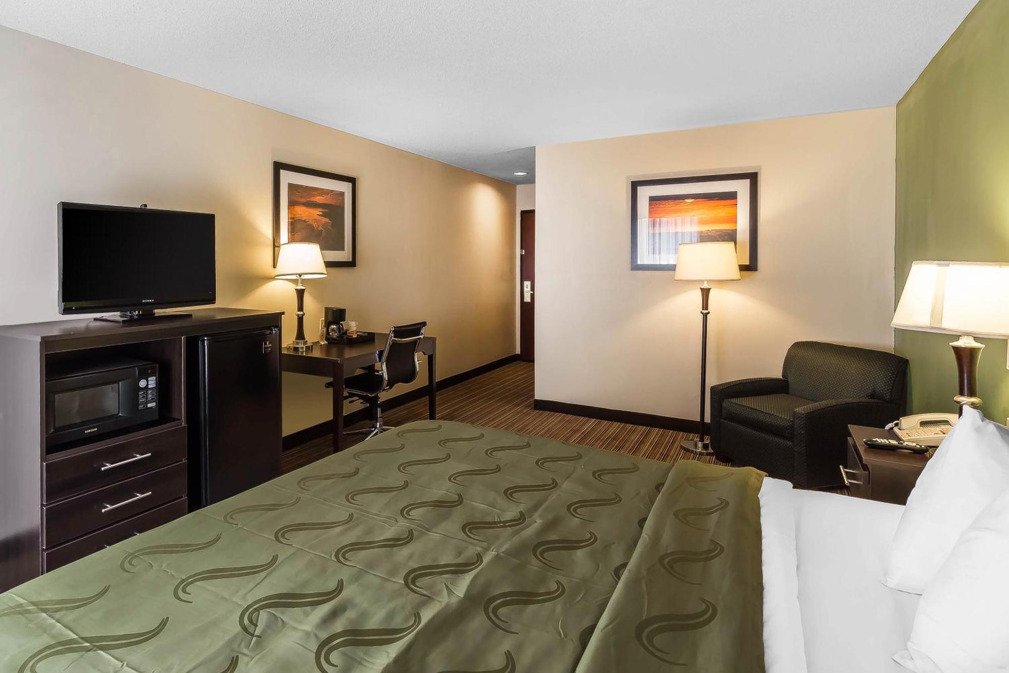 Quality Inn & Suites - Granbury Exterior photo