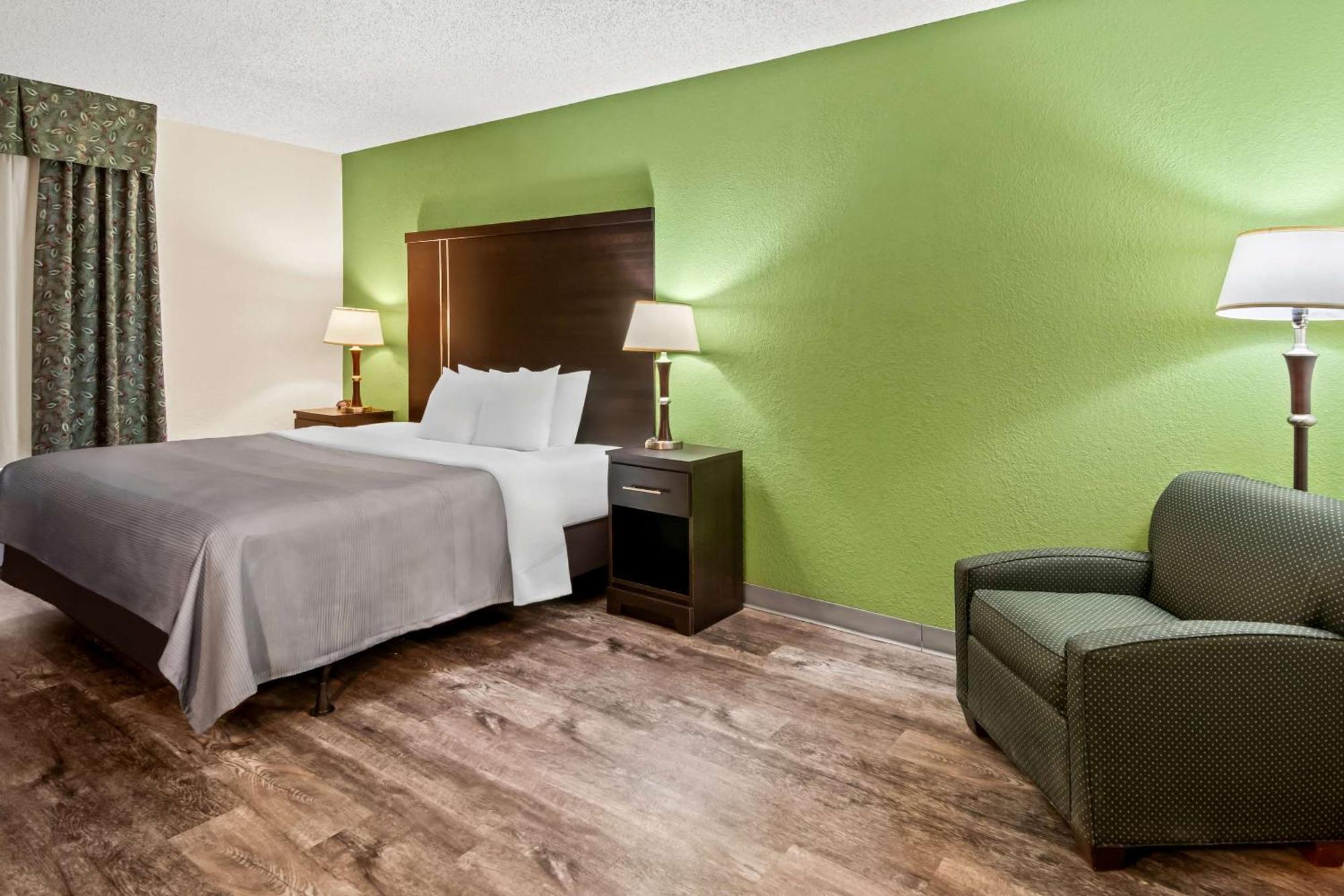 Quality Inn & Suites - Granbury Exterior photo